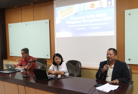 Siswa SMK Se-DI.Yogyakarta Ikuti Lomba Kimia dan Farmasi di UII