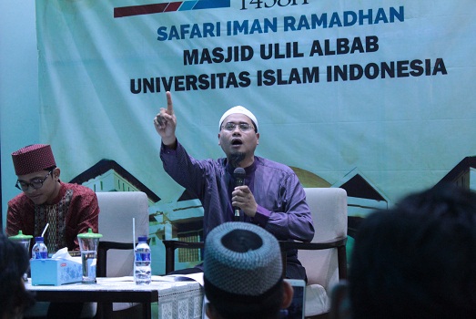 Ensiklopedia Islam Bersama Ustadz Wahyudi Bachtiar