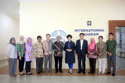 Sukarelawan Korea Selatan Belajar Bahasa Indonesia di UII
