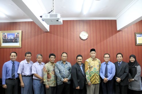 GKBI Tertarik Gandeng UII Perkuat Kapasitas Pengrajin Batik