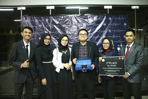 Mahasiswa UII Juara 2 Lomba Contract Drafting and Negotiation