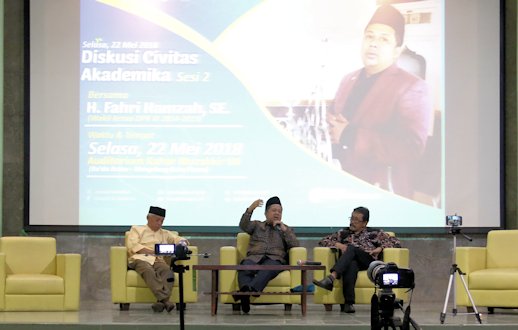 Fahri Hamzah Ajak Mahasiswa UII Berdiskusi