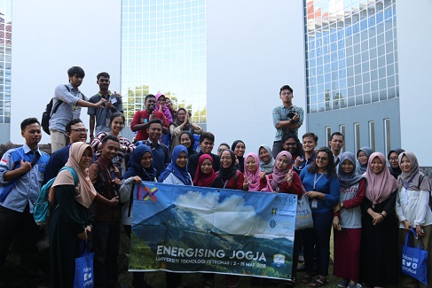 Mahasiswa UTP Malaysia Kunjungi Candi Kimpulan