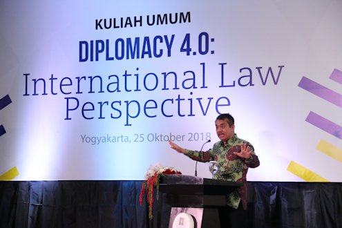 Diplomasi Masa Kini Harus Lebih Dekat dengan Generasi Milenial