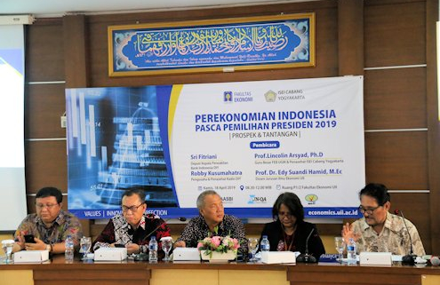 Menatap Tantangan Perekonomian Indonesia Pasca Pemilu 2019 Universitas Islam Indonesia