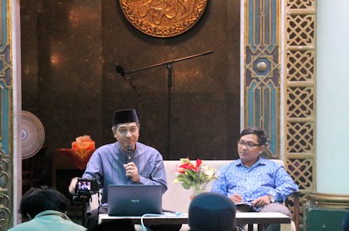 Memahami Islam dengan Holistik