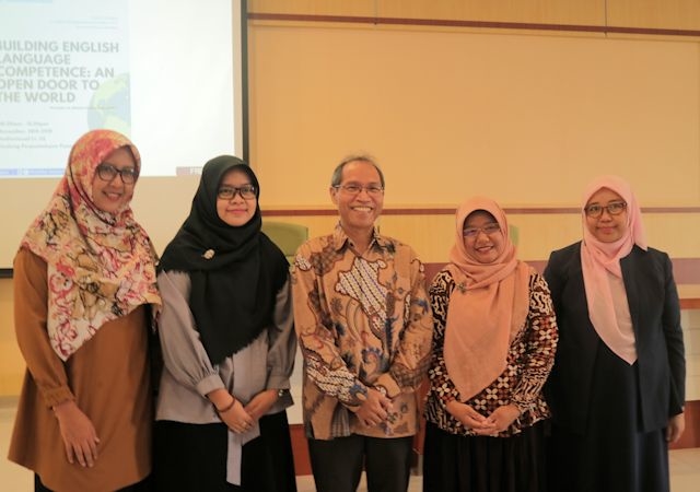 Kuasai Bahasa Inggris untuk Menangkan Persaingan Global