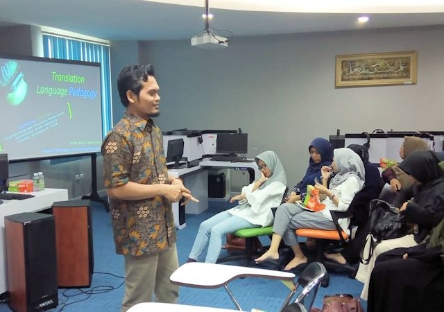 Penerjemah Jadi Pekerjaan yang Menantang