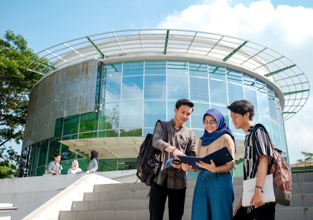 Pentingnya Mengasah Life Skill dan Kepemimpinan Sedari Kuliah