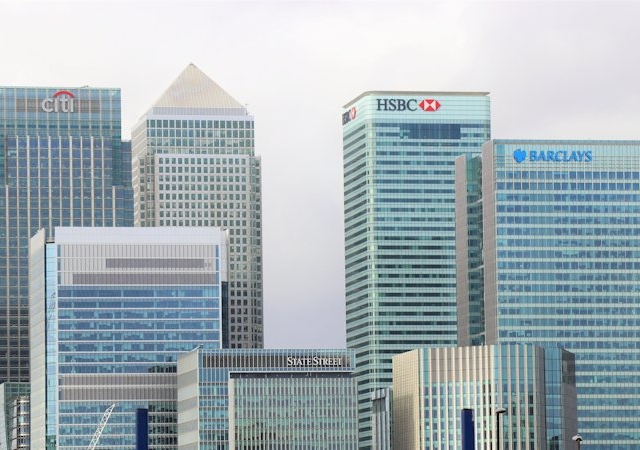 Siapkah Bank Syariah dan Konvensional dengan Kebijakan New Normal?