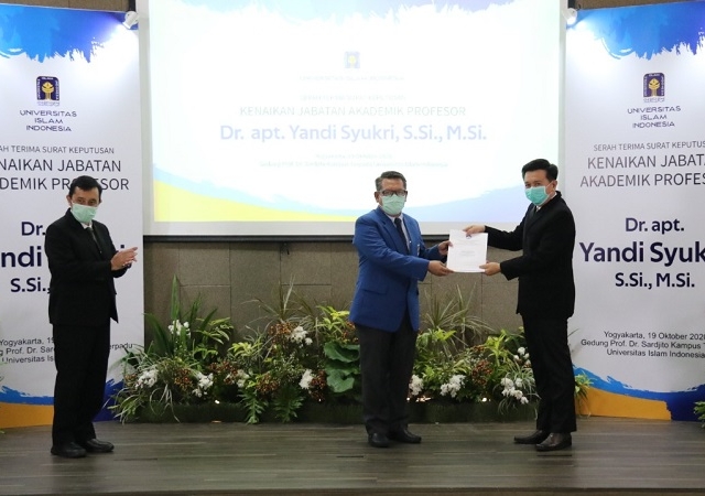 UII Tambah Satu Guru Besar