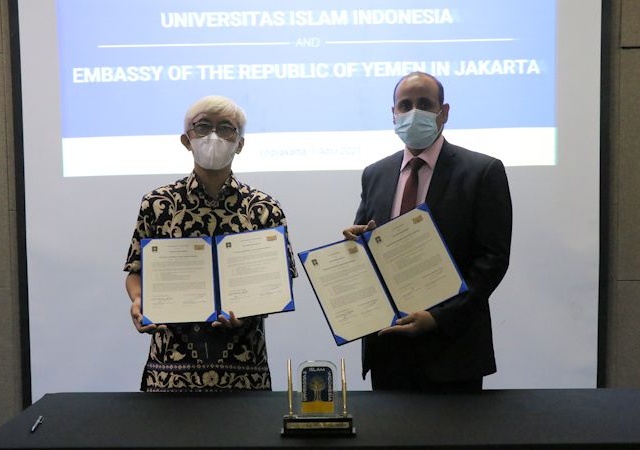 UII Tandatangani Nota Kesepahaman Dengan Kedubes Republik Yaman di Indonesia