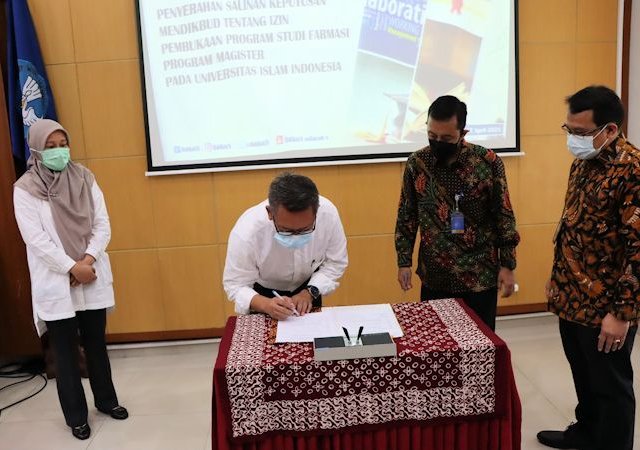 UII Buka Program Studi Magister Farmasi