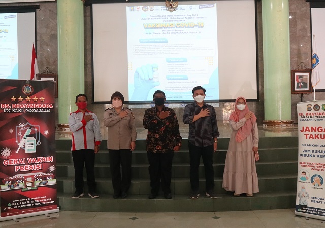 Peringati Hari Apoteker Sedunia, Farmasi UII Gelar Vaksinasi Covid-19