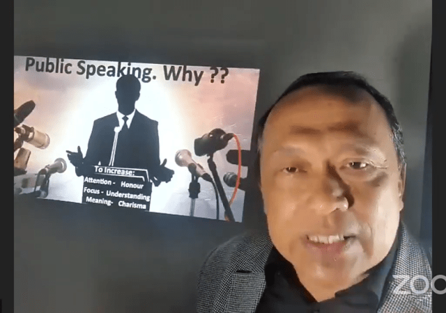 Menjadi Komunikator Yang Ulung