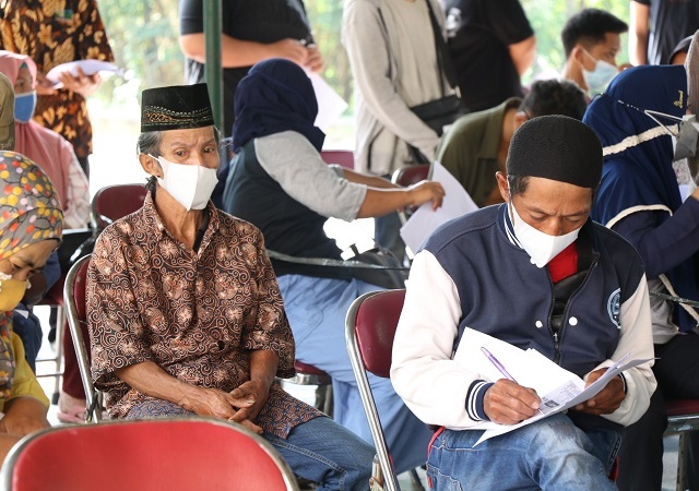 Vaksinasi di Kampus UII Menyasar Warga Lereng Merapi
