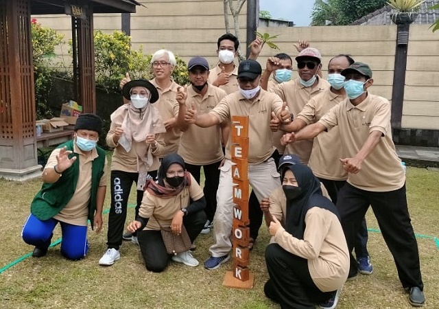 Outbound Rektorat UII, Tingkatkan Kerja Sama dan Kebersamaan