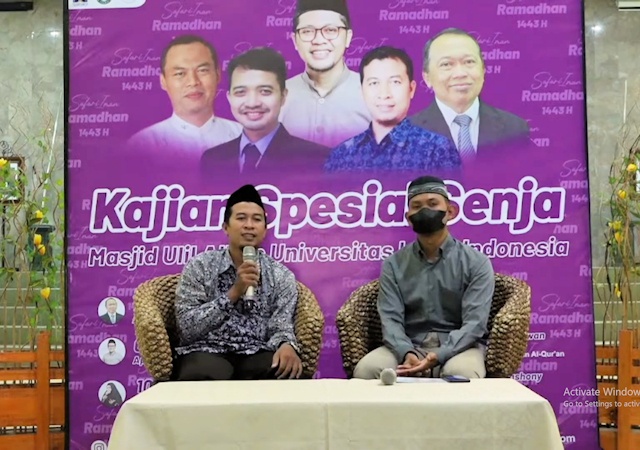 Mengakrabi dan Mempelajari Kandungan Al-Qur’an