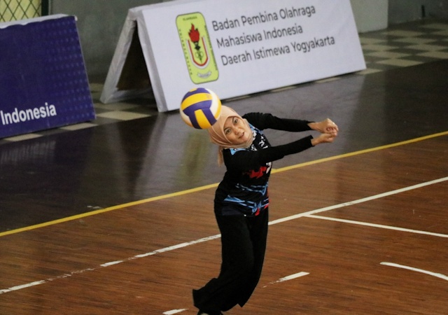 Laga Sengit 3 Babak, Tim Voli Putri FTSP Tumbangkan FH