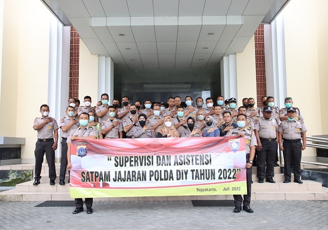 Satpam di UII Diminta Tingkatkan Kinerja dan Layanan