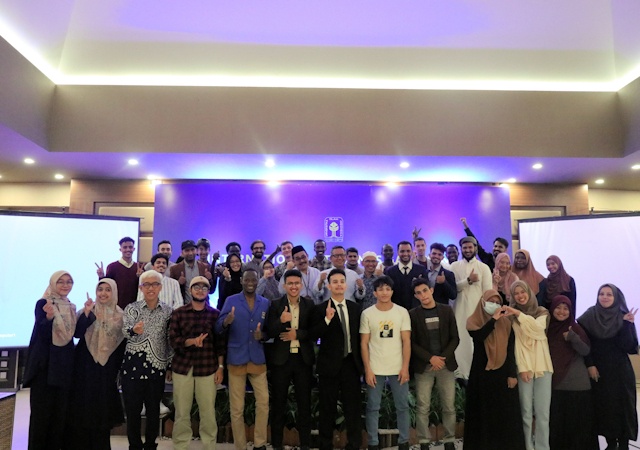 Mahasiswa Internasional Diajak Membangun Prestasi di UII
