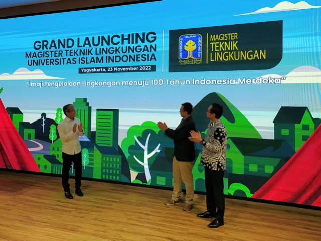 Cerdas Kelola Sampah Menuju 100 Tahun Indonesia Merdeka