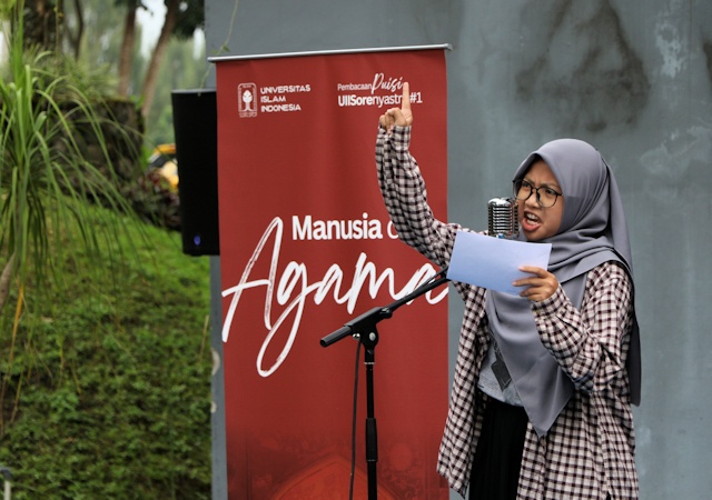 Ramadan Lebih Berarti, UII Hadirkan Acara Pembacaan Puisi