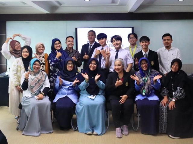 UII Sambut Peserta Program Sea-Teacher dari Thailand
