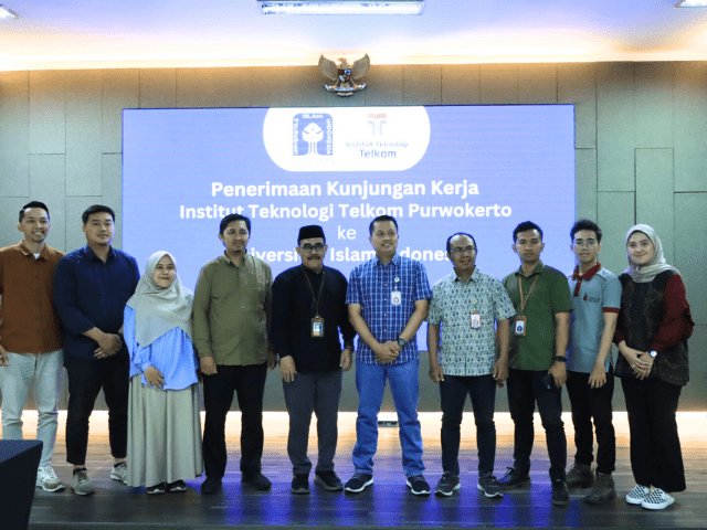 UII Terima Kunjungan Institut Teknologi Telkom Purwokerto