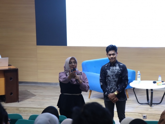 Pentingnya Skill Public Speaking Bagi Mahasiswa