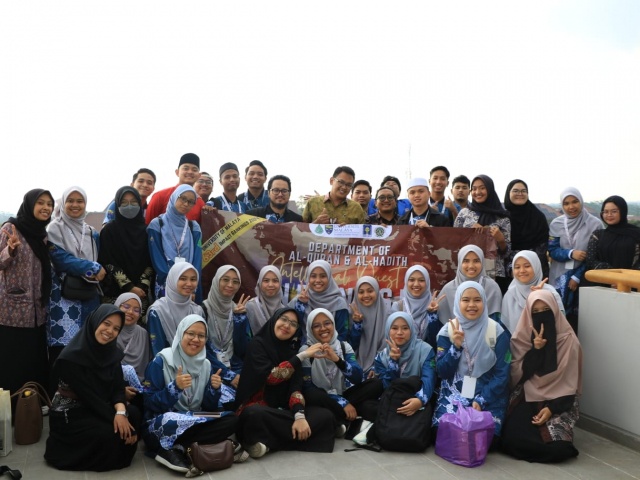 UII Bersama Universitas Malaya Gelar Seminar Tentang Al-Qur’an dan Hadits