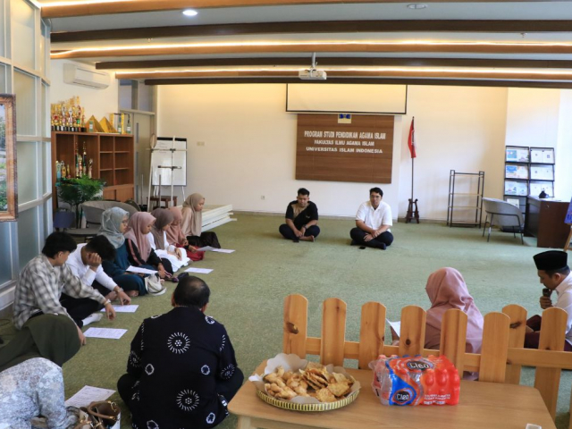 Jumat Bersimpuh Menjadi Ruang Doa dan Kebersamaan PAI UII