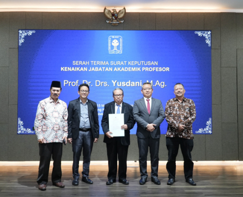 Surat Keputusan Guru Besar Bidang Ilmu Hukum Perdata Islam Prof. Yusdani