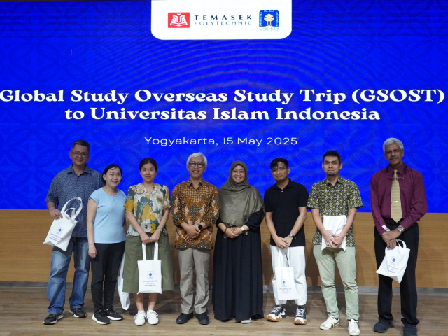  UII Terima 105 Mahasiswa Temasek Polytechnic dalam Program GSOST