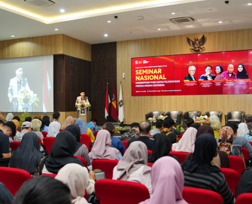 Seminar nasional perlindungan pekerja migran oleh FH UII
