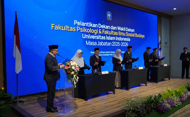 UII Lantik Pejabat Baru Fakultas Psikologi dan Fakultas Ilmu Sosial Budaya