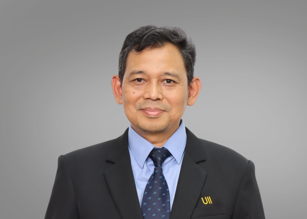 Ilya Fadjar