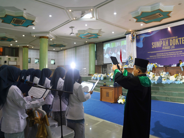 FK UII Lantik 130 Dokter Baru