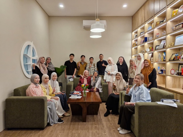 UII Sambut 9 Mahasiswa Egyptian University of Islamic Culture Nur Mubarak Kazakhstan dalam Program Exchange Semester