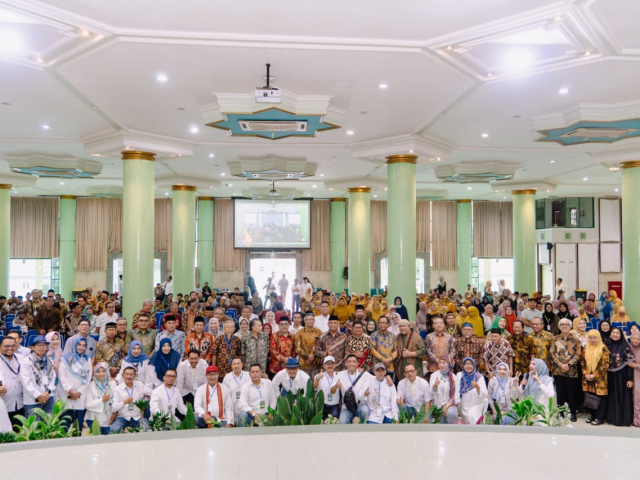 Halal Bihalal IKA UII DIY Rawat Silaturahmi Pemanjang Umur, Tutup dengan Doa untuk Alm. Syafaruddin Alwi