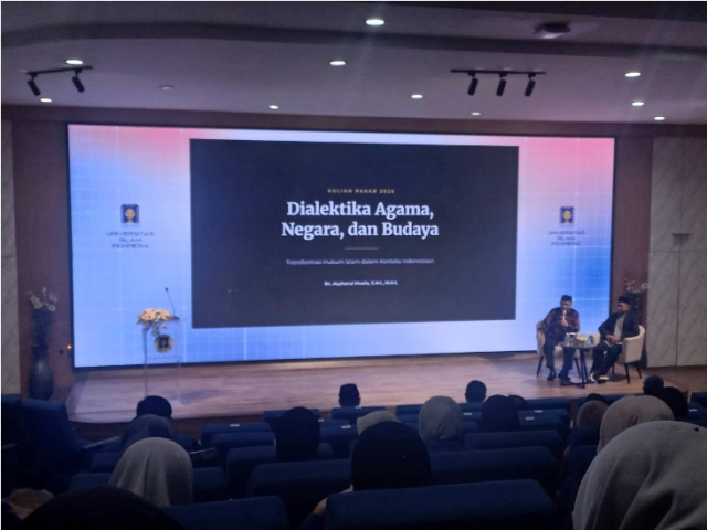 Kuliah MKWU UII Bahas Dialektika Hukum Agama, Negara, dan Budaya dalam Masyarakat Indonesia