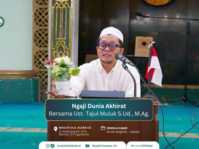 Ngaji Dunia Akhirat: Bahas Hukum Paylater, Flash Sale, dan Self-Reward dalam Islam