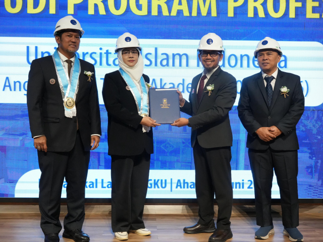 Torehkan Sejarah, PSPPI UII Lantik 84 Insinyur pada Prosesi Pengambilan Sumpah Perdana