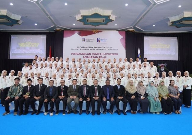 Pengambilan Sumpah Apoteker Angkatan 42 PSPA UII